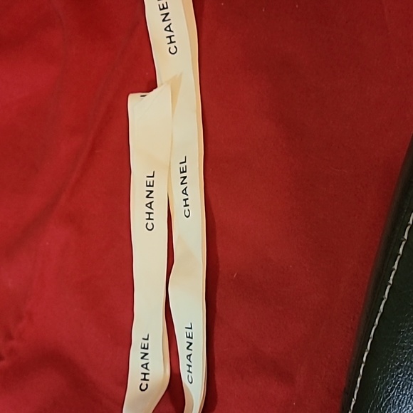 Authentic CHANEL Ribbon - Picture 2 of 3